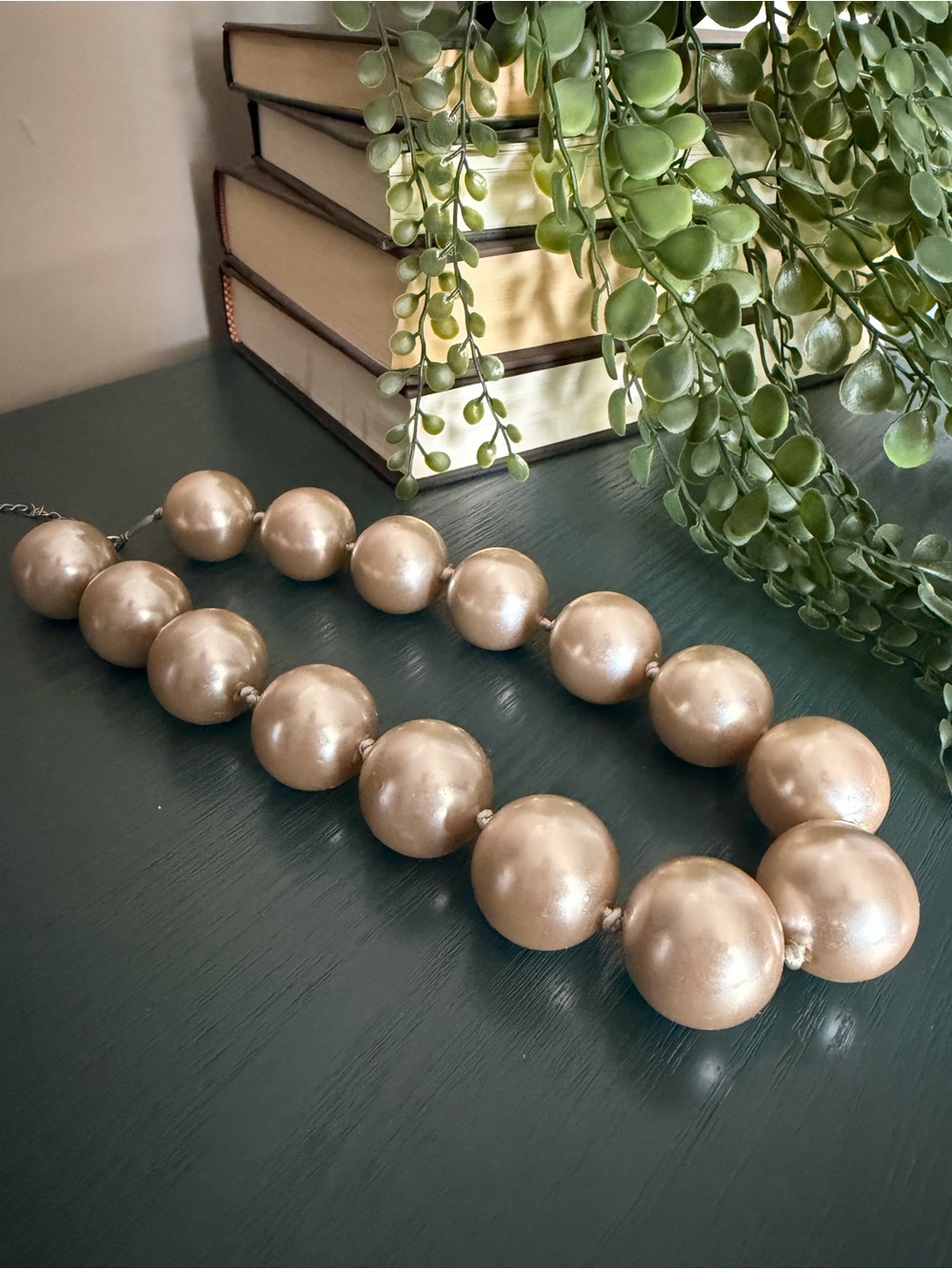 Chunky Faux Pearl Statement Necklace